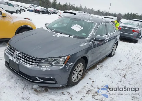 2018 Volkswagen Passat 2.0T R-Line/2.0T S из США, поврежденный, VIN 1VWAA7A35JC003427